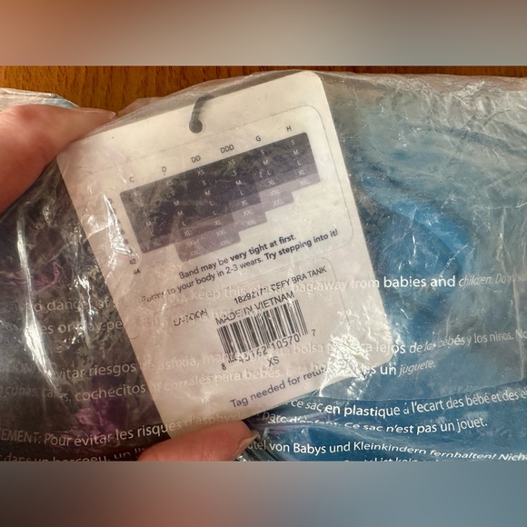 XS Evelyn & Bobbie Defy Bra Tank in Lagoon (Blue) - Picture 6 of 10